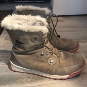 Sorel Boots size 5 winter boots
